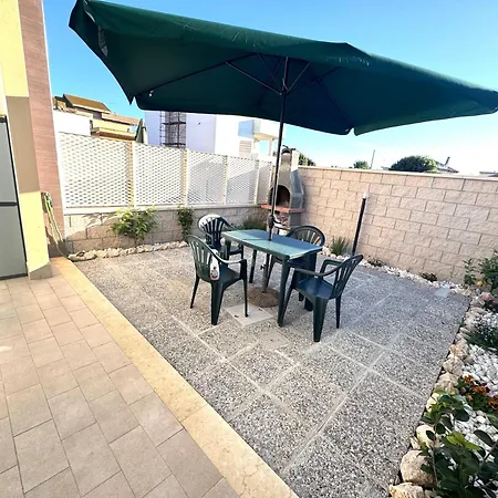 Casa A Due Passi Dal Mare-relax E Confort Vicino L'aeroporto Di Fiumicino Maison d'hôtes Focene